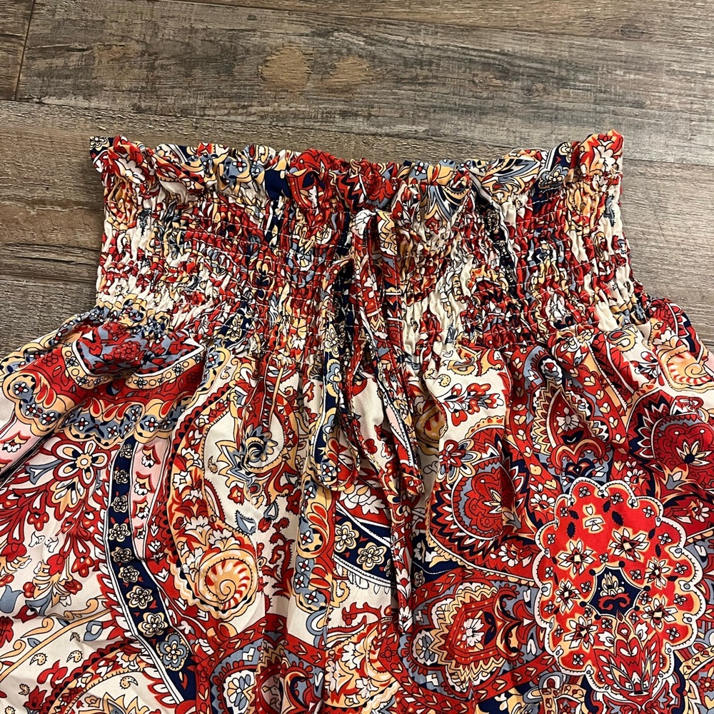 NWOT pattern pants - Picture 2 of 4